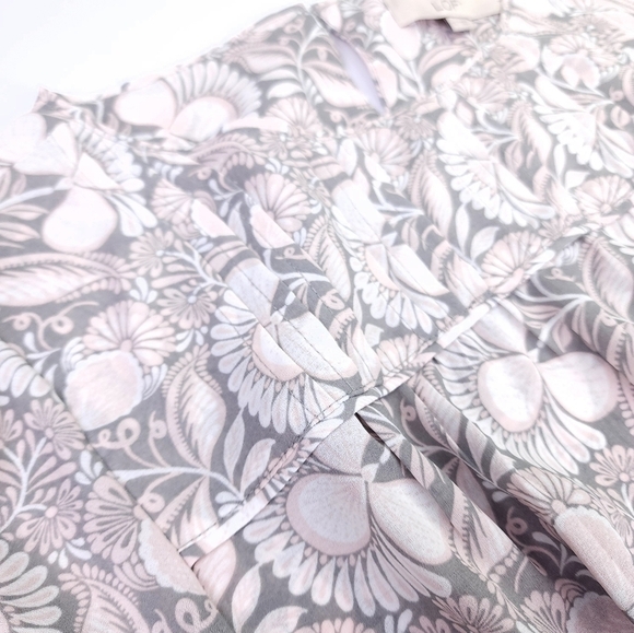 Loft Grey Pink Floral Top Sz S - Picture 7 of 13